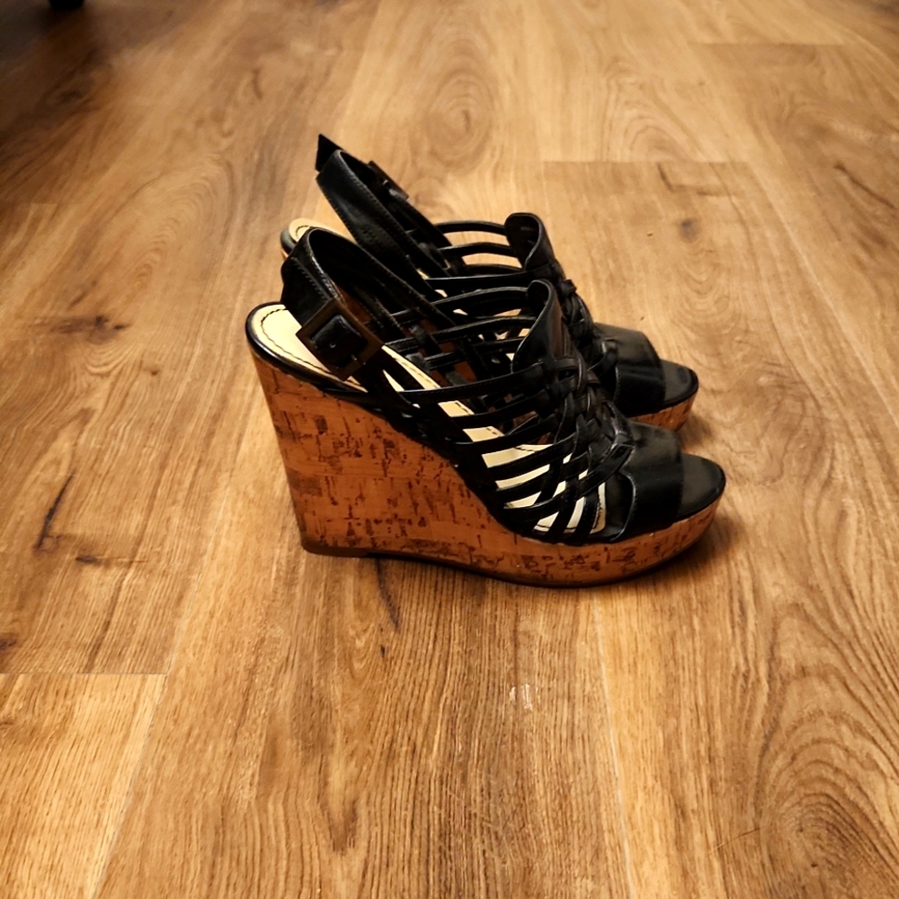 Enzo Angiolini wedges